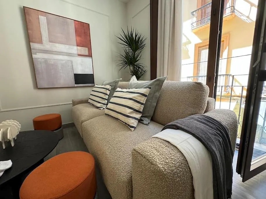 Navas 202 Elegant Suite-1
